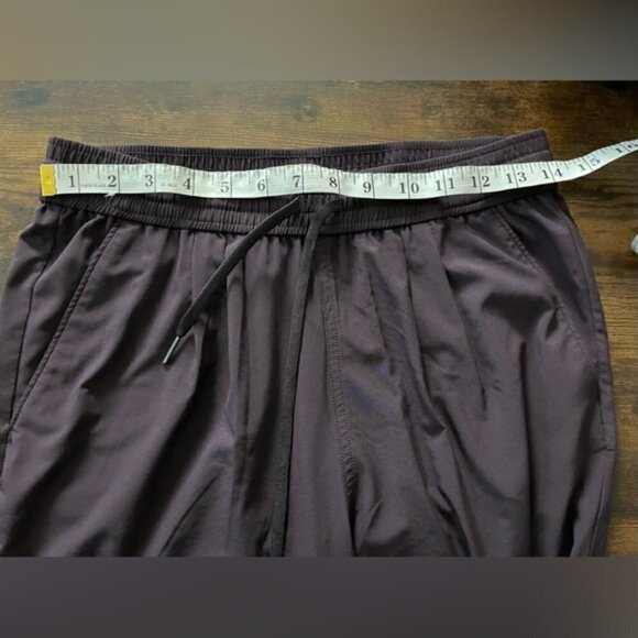 Aritzia Community eggplant oriole lightweight high rise joggers size XS - Picture 10 of 12